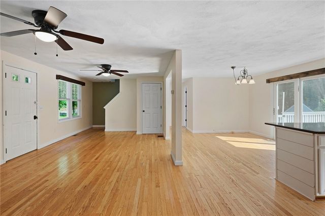 42 Tiffany Road, Coventry, RI 02816