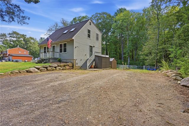 42 Tiffany Road, Coventry, RI 02816