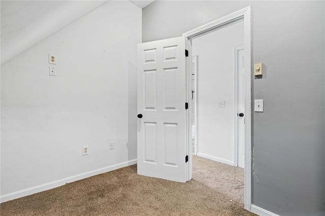 42 Tiffany Road, Coventry, RI 02816