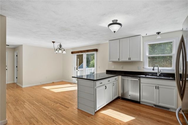 42 Tiffany Road, Coventry, RI 02816