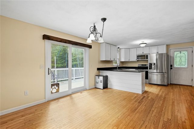 42 Tiffany Road, Coventry, RI 02816