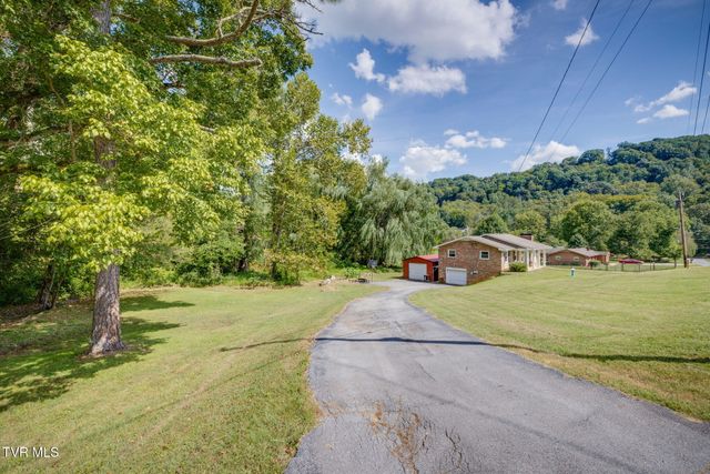 128 Adrian Drive, Kingsport, TN 37664
