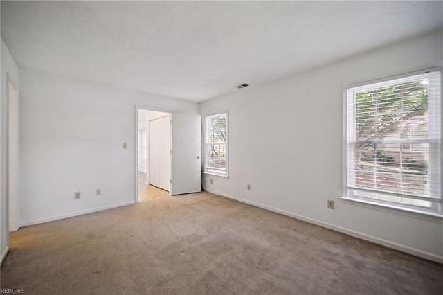 1313 Quail Creek Holw Apt C, Chesapeake, VA 23320