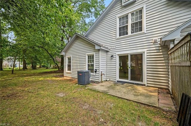 1313 Quail Creek Holw Apt C, Chesapeake, VA 23320