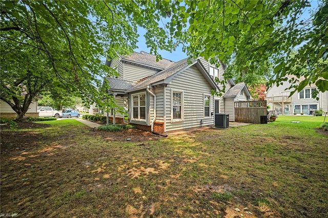 1313 Quail Creek Holw Apt C, Chesapeake, VA 23320