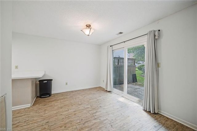 1313 Quail Creek Holw Apt C, Chesapeake, VA 23320