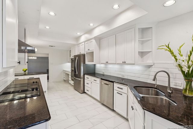 15615 Cloud Top, San Antonio, TX 78248