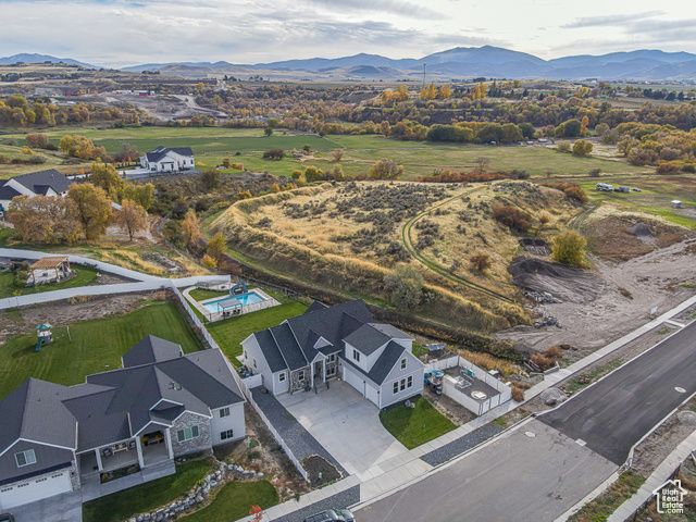 781 W 85 S, Hyrum, UT 84319