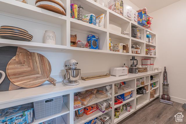 781 W 85 S, Hyrum, UT 84319