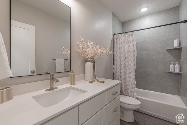 781 W 85 S, Hyrum, UT 84319