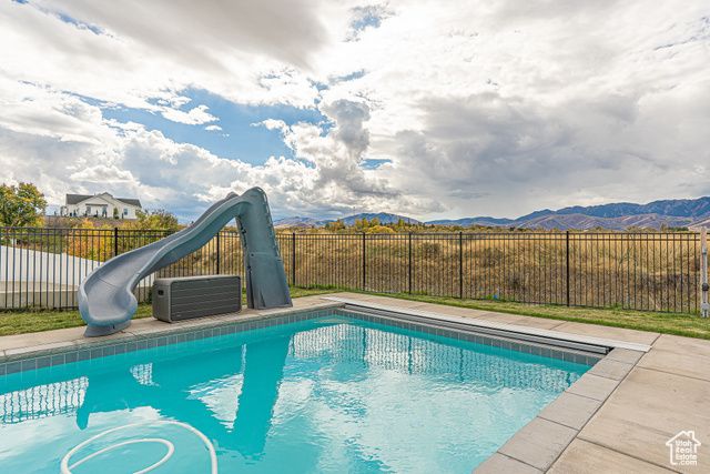 781 W 85 S, Hyrum, UT 84319