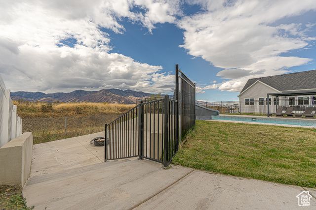 781 W 85 S, Hyrum, UT 84319