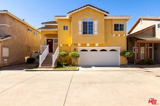 24 Skyflower Lane, Simi Valley, CA 93065