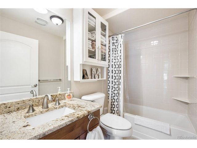 8649 Gold Peak Dr C, Highlands Ranch, CO 80130