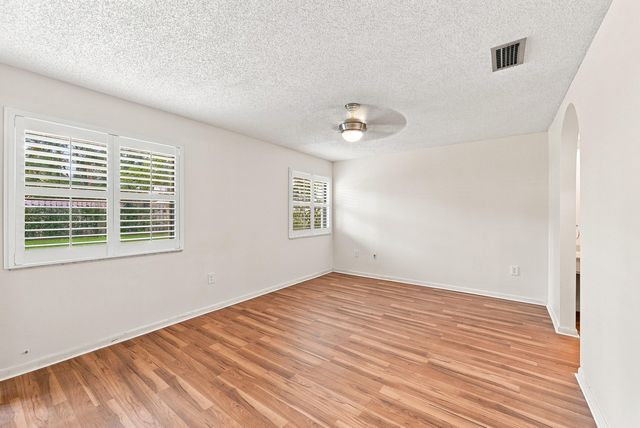 9825 NW 1ST Court, Plantation, FL 33324