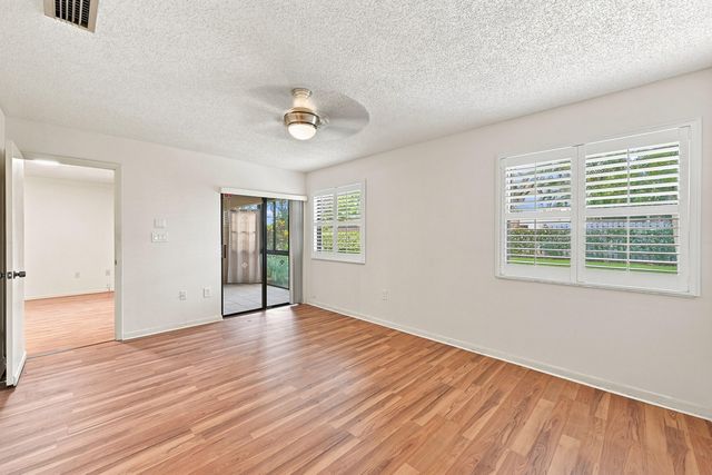 9825 NW 1ST Court, Plantation, FL 33324