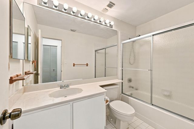 9825 NW 1ST Court, Plantation, FL 33324