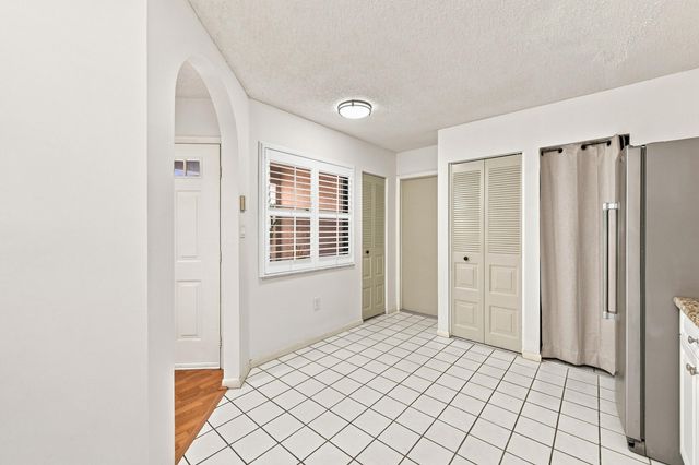 9825 NW 1ST Court, Plantation, FL 33324