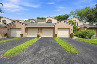 9825 NW 1ST Court, Plantation, FL 33324