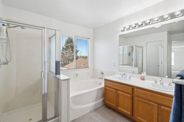 10 Cool Fountain Ct, Sacramento, CA 95833