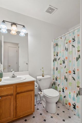 10 Cool Fountain Ct, Sacramento, CA 95833