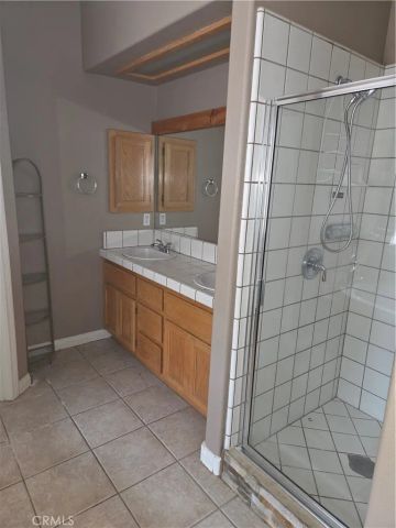 11020 Lantry, Oak Hills, CA 92344