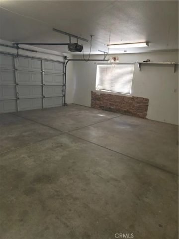 11020 Lantry, Oak Hills, CA 92344