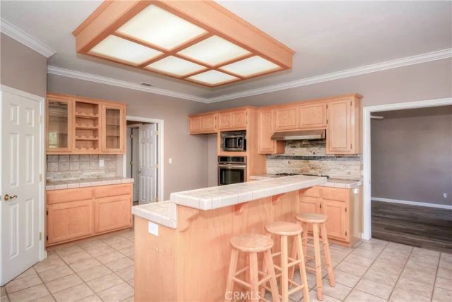 11020 Lantry, Oak Hills, CA 92344