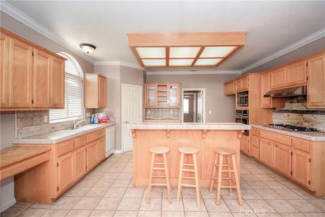 11020 Lantry, Oak Hills, CA 92344