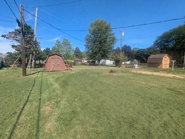 934 Hendricks Drive, Monroe City, MI 48162