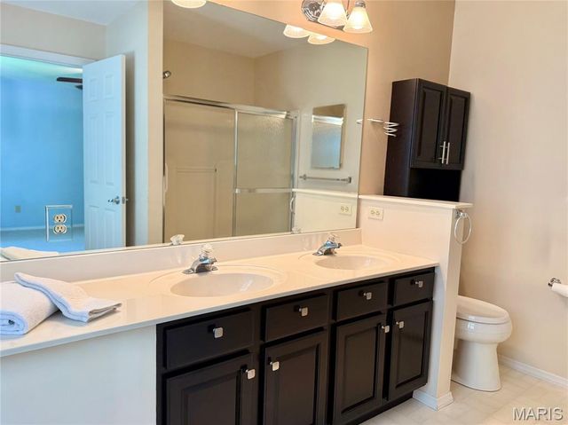 633 Lind Road, St Louis, MO 63125