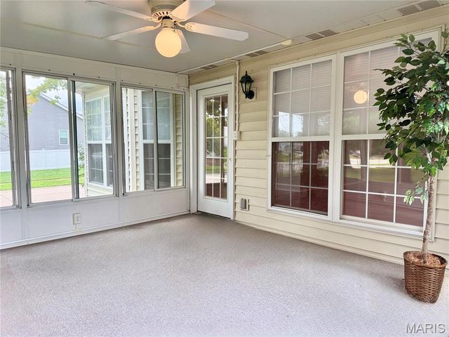 633 Lind Road, St Louis, MO 63125
