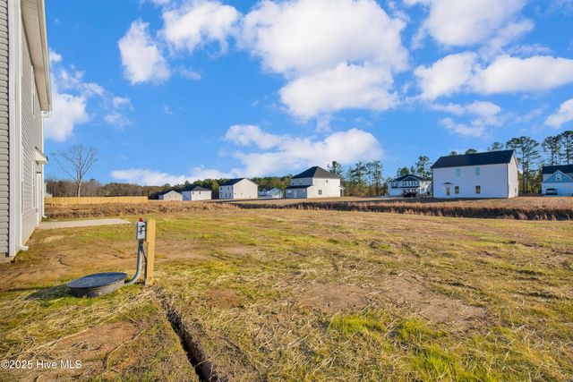 266 Palomo Place, Raeford, NC 28376