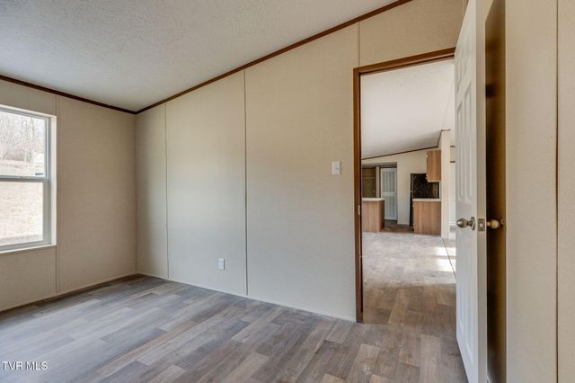 456 Meadow View Road, Bristol, TN 37620