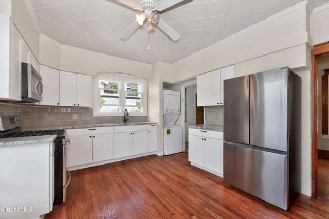 99 James Street 2, Green Island, NY 12183