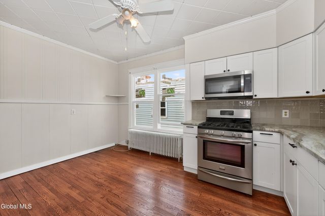 99 James Street 2, Green Island, NY 12183