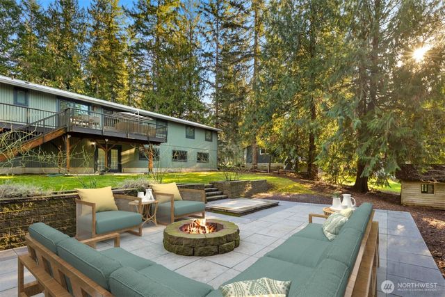 16417 210th Avenue NE, Woodinville, WA 98077