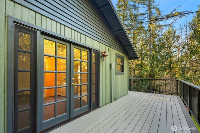 16417 210th Avenue NE, Woodinville, WA 98077