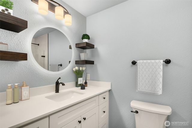 16417 210th Avenue NE, Woodinville, WA 98077