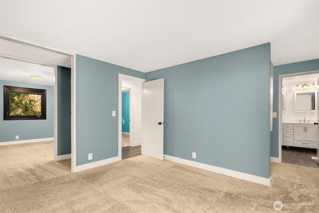 16417 210th Avenue NE, Woodinville, WA 98077