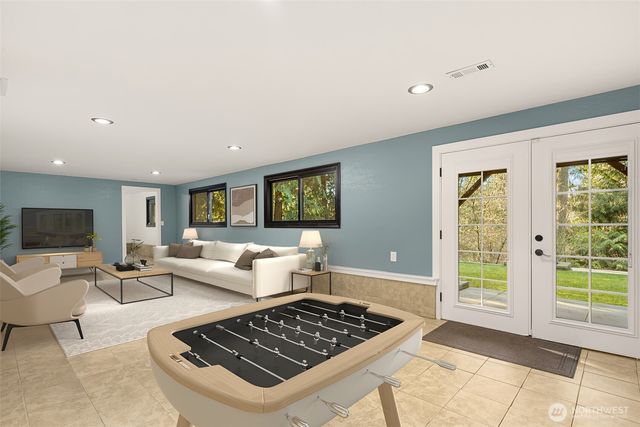 16417 210th Avenue NE, Woodinville, WA 98077