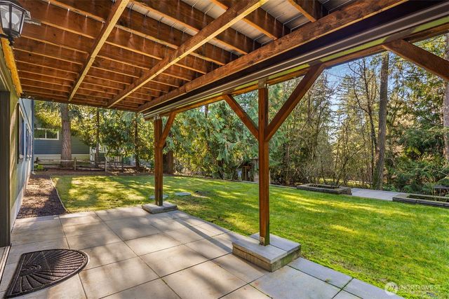 16417 210th Avenue NE, Woodinville, WA 98077