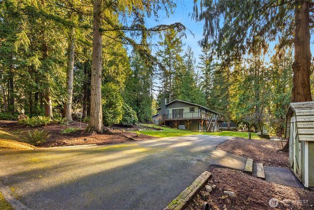16417 210th Avenue NE, Woodinville, WA 98077