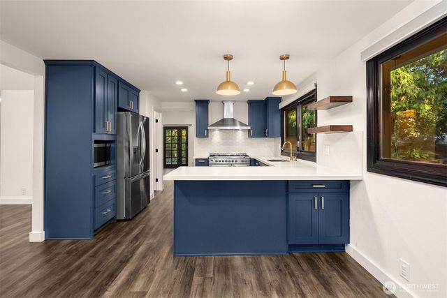 16417 210th Avenue NE, Woodinville, WA 98077