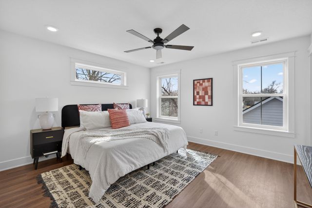 425 E Granger Avenue, Des Moines, IA 50315