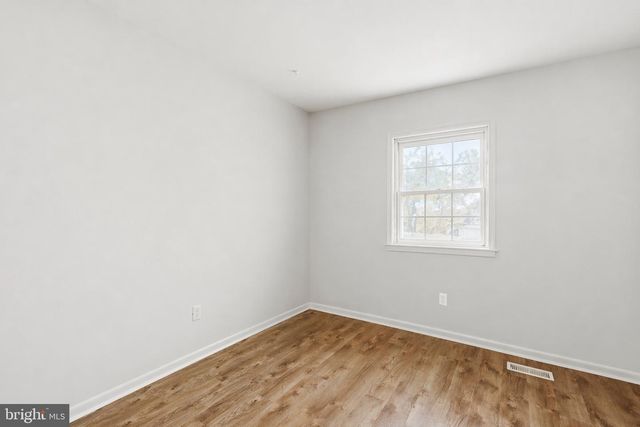 33 HICKORY NUT CT, Nottingham, MD 21236