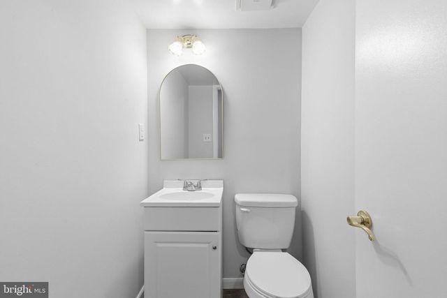 33 HICKORY NUT CT, Nottingham, MD 21236