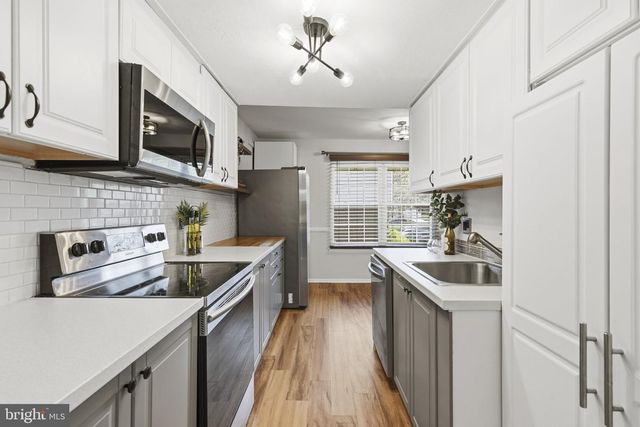 33 HICKORY NUT CT, Nottingham, MD 21236