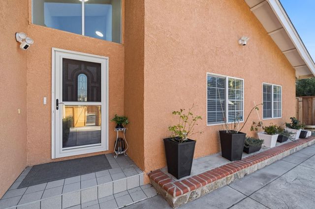 4600 Delores Dr, Union City, CA 94587