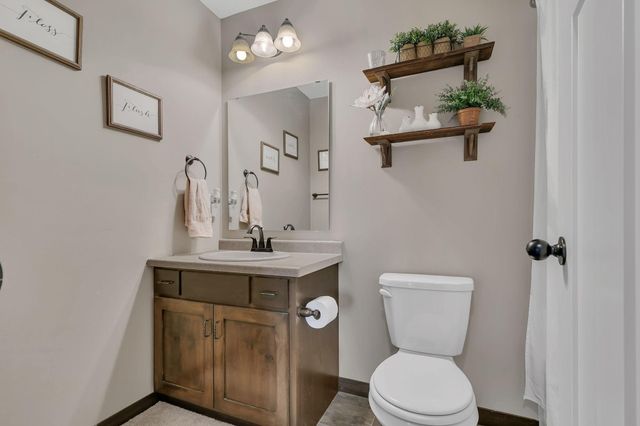 909 4th Street NE, Rice, MN 56367